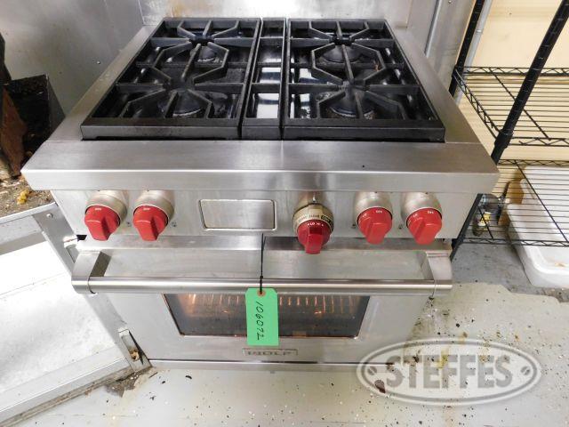 Wolf 4-Burner Gas Stove/Oven